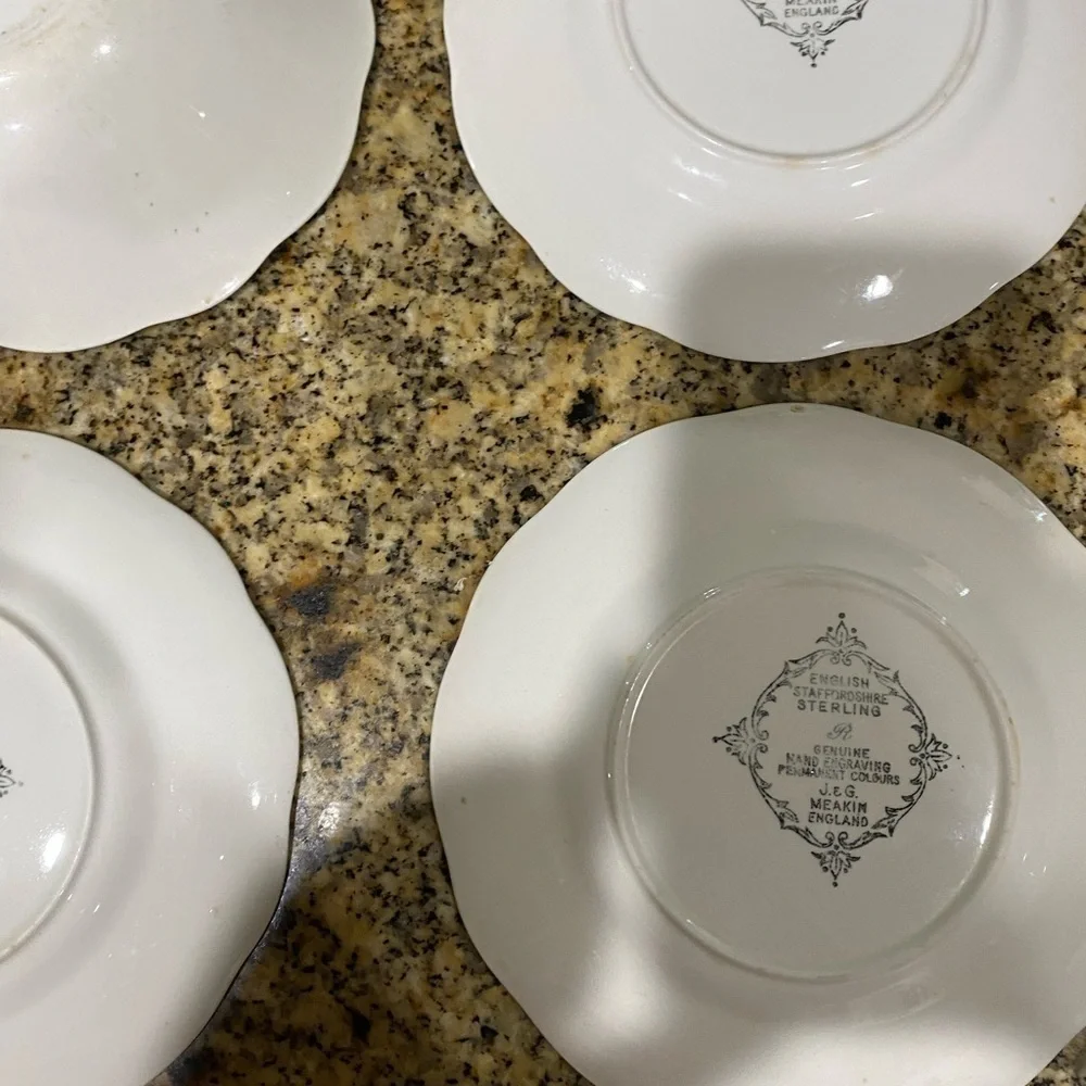 8 VTG J & G Meakin England Sterling Renaissance Green 1 Soup 3 Cereal 4 Saucers